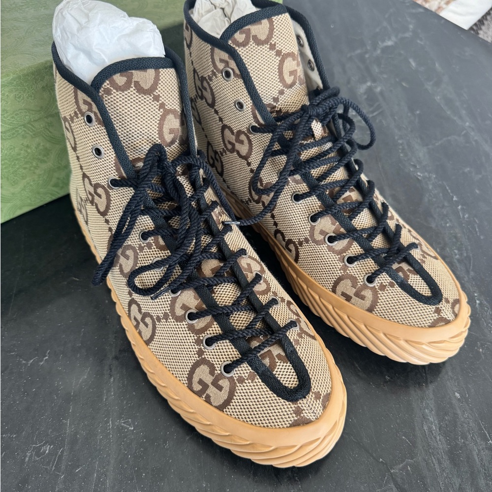 NEW Gucci Tan and Black Logo High-Tops - Picture 2 of 8